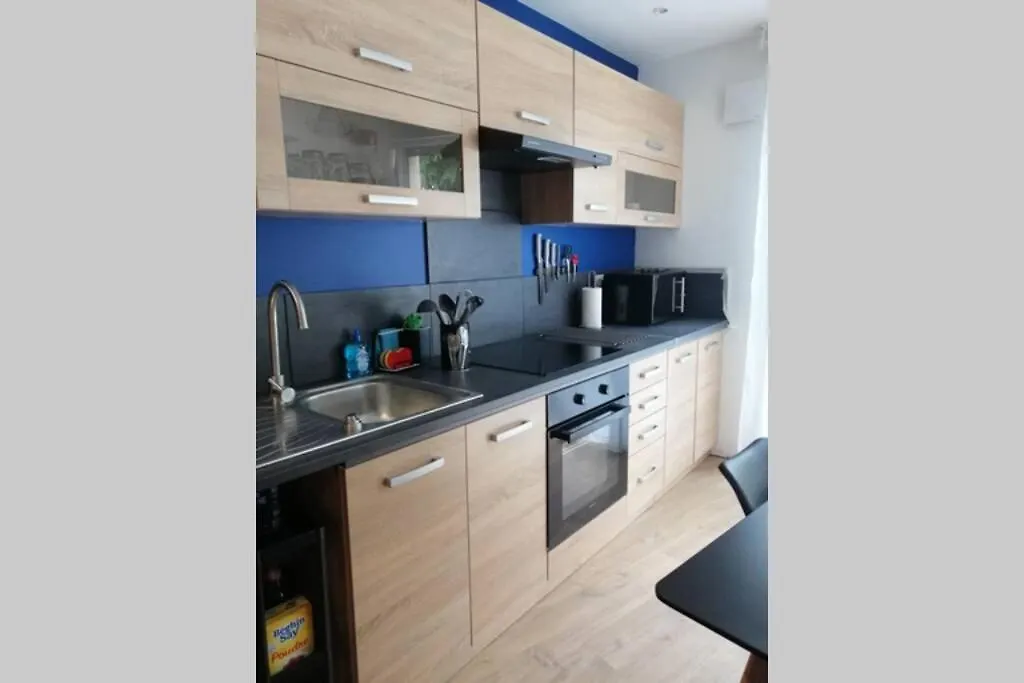 Charmant Appartement Avec Terrasse Pont-de-lʼIsère