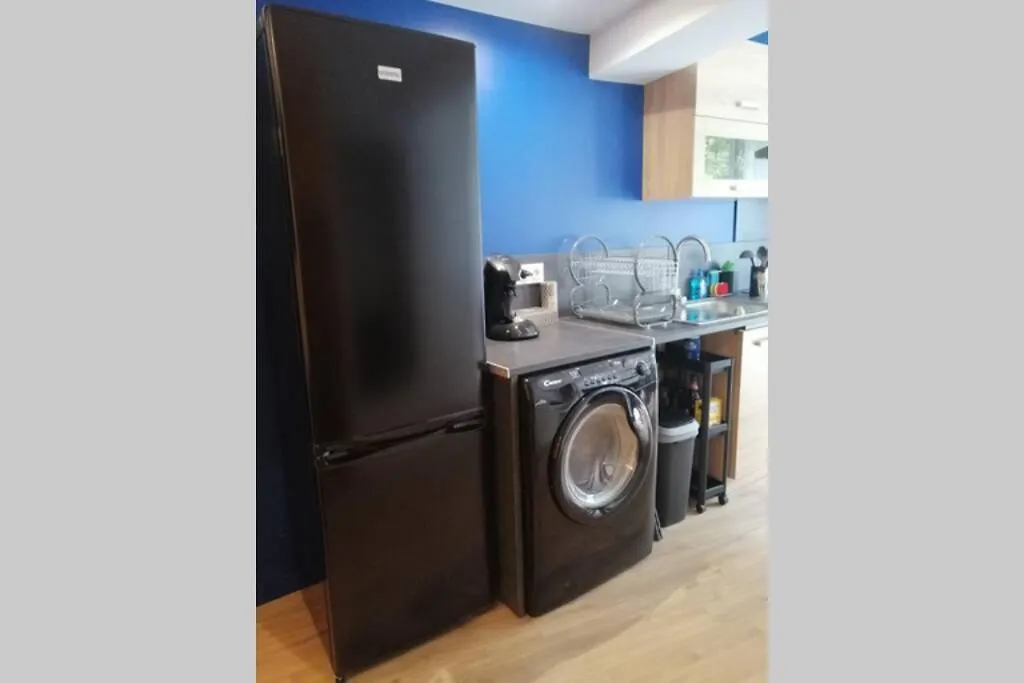 Charmant Appartement Avec Terrasse Pont-de-lʼIsère